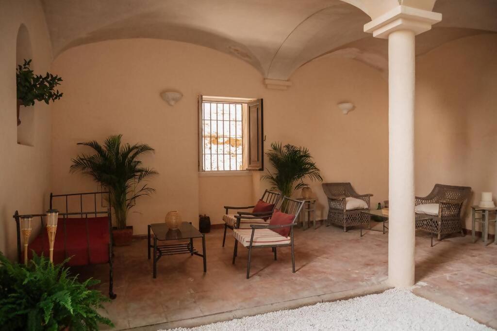 CacesCasa Aguila Casco Antiguo Patio Privado公寓 外观 照片